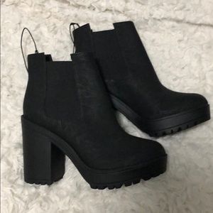 H&M black heels